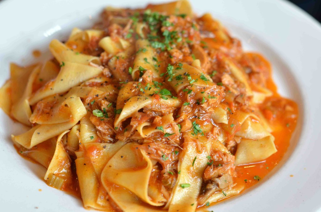 Pappardelle al ragú de liebre