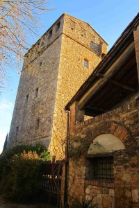 Alojarse en una auténtica torre medieval, en un castillo o en el palacio de una antigua familia toscana es posible.©María Calvo.